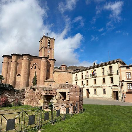 Apartamento En El Centro Historico De Nájera Eksteriør billede